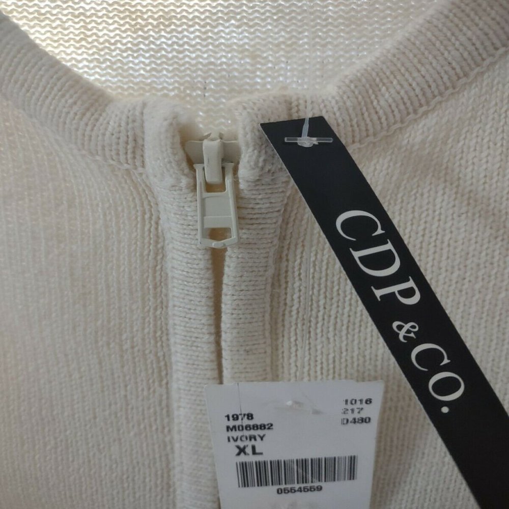 NWT CDP & Co Vintage Christmas Sweater vest glittery silver gold snowflakes - Picture 6 of 10
